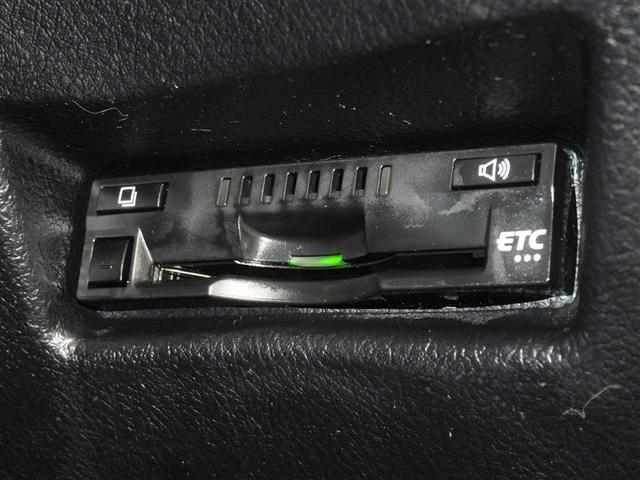 シエンタ ハイブリッドＧ　クエロ　衝突被害軽減システム　メモリーナビ　フルセグ　バックカメラ　ＥＴＣ　両側電動スライド　３列シート　ＬＥＤヘッドランプ　スマートキー　乗車定員７人（14枚目）