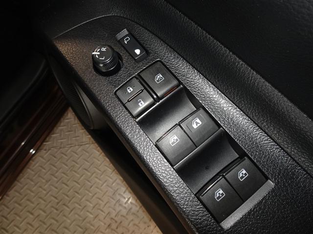 シエンタ ハイブリッドＧ　メモリーナビ　フルセグ　バックカメラ　ＥＴＣ　ドラレコ　両側電動スライド　３列シート　スマートキー　乗車定員７人（13枚目）