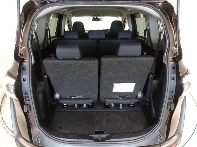 シエンタ ハイブリッドＧ　メモリーナビ　フルセグ　バックカメラ　ＥＴＣ　ドラレコ　両側電動スライド　３列シート　スマートキー　乗車定員７人（18枚目）