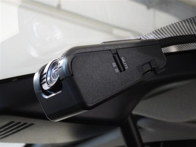 �h���C�u���R�[�_�[�𑕔����Ă��܂��B�������̎��̏󋵏؋��ɁA�y�������s�̋L�^�Ƃ��Ă��d�󂵂܂��B