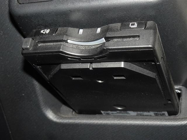 アクア Ｇ　メモリーナビ　フルセグ　バックカメラ　ＥＴＣ　スマートキー（16枚目）