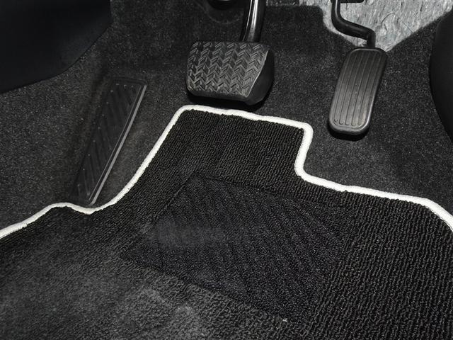 �������E�t���A�}�b�g�����������򂵂Ă���܂��B