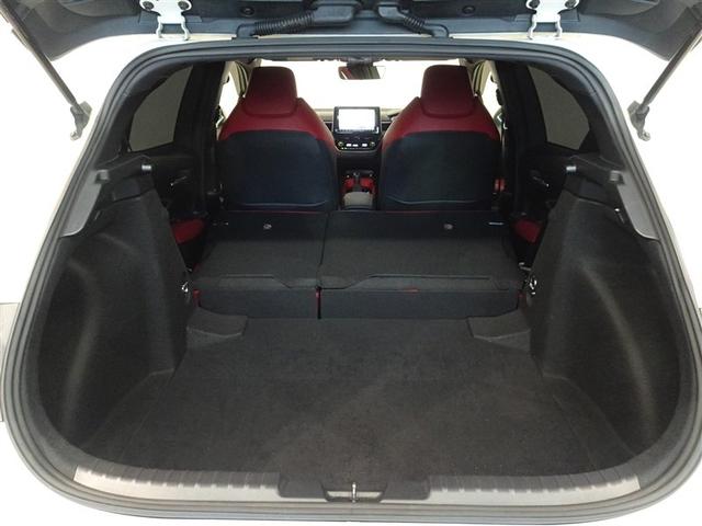 �Z�J���h�V�[�g��|������Ԃł��B�Z�J���h�V�[�g�͓Ɨ��|�A�ו��ɍ��킹�ă��Q�b�W�X�y�[�X���A�����W�ł��܂��B