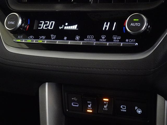 ���E�Ɨ��ŉ��x�R���g���[�����ł���I�[�g�G�A�R���𑕔����Ă��܂��B�V�[�g�q�[�^�[���������Ă��܂��B