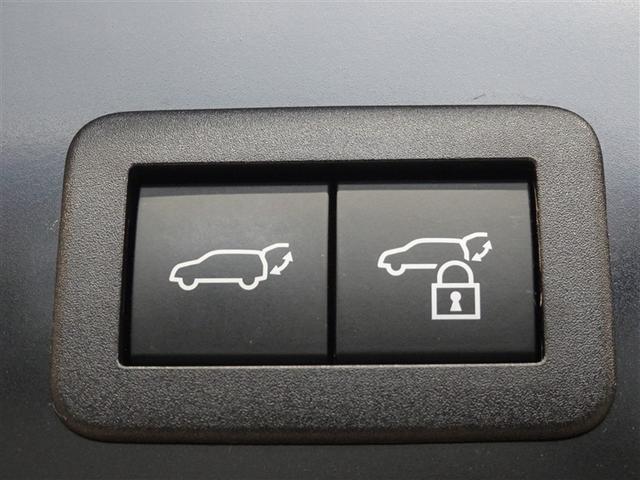 �p���[�o�b�N�h�A�𑕔����Ă��܂��B�o�b�N�h�A���^�]�Ȃ�����J�ł��܂��A�֗��ł���B