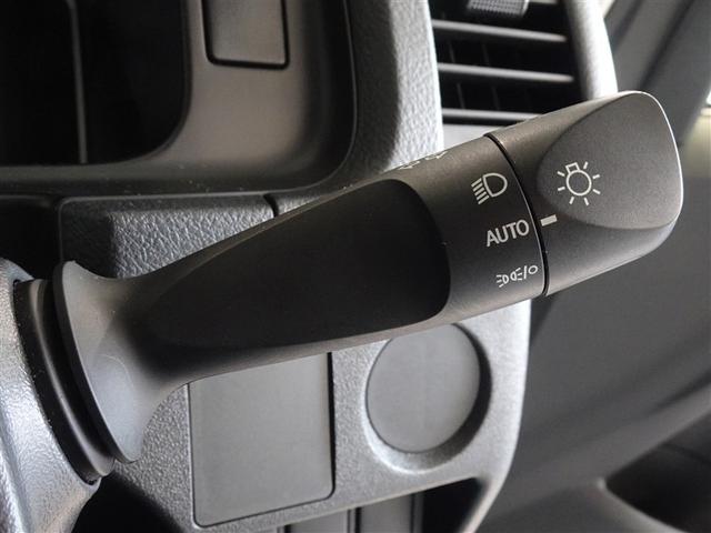 ハイエースバン ＤＸ　衝突被害軽減システム　メモリーナビ　ワンセグ　バックカメラ　ＥＴＣ　ディーゼル　乗車定員６人（12枚目）