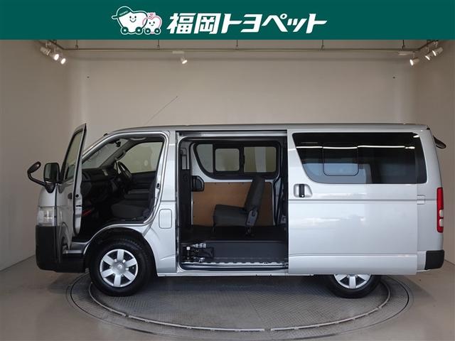 ハイエースバン ＤＸ　衝突被害軽減システム　メモリーナビ　ワンセグ　バックカメラ　ＥＴＣ　ディーゼル　乗車定員６人（18枚目）