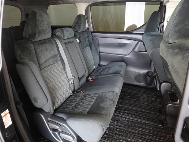 アルファード ２．５Ｓ　衝突被害軽減システム　メモリーナビ　フルセグ　後席モニター　バックカメラ　ＥＴＣ　サンルーフ　両側電動スライド　フルエアロ　３列シート　ＬＥＤヘッドランプ　スマートキー　乗車定員８人（17枚目）