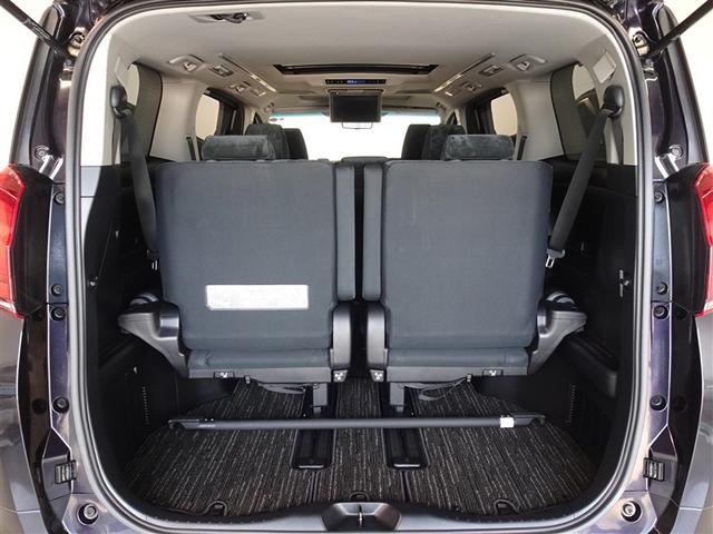 アルファード ２．５Ｓ　衝突被害軽減システム　メモリーナビ　フルセグ　後席モニター　バックカメラ　ＥＴＣ　サンルーフ　両側電動スライド　フルエアロ　３列シート　ＬＥＤヘッドランプ　スマートキー　乗車定員８人（21枚目）