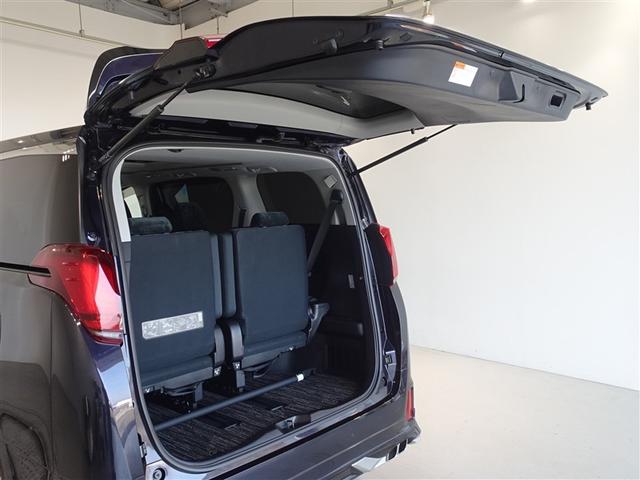 アルファード ２．５Ｓ　衝突被害軽減システム　メモリーナビ　フルセグ　後席モニター　バックカメラ　ＥＴＣ　サンルーフ　両側電動スライド　フルエアロ　３列シート　ＬＥＤヘッドランプ　スマートキー　乗車定員８人（24枚目）