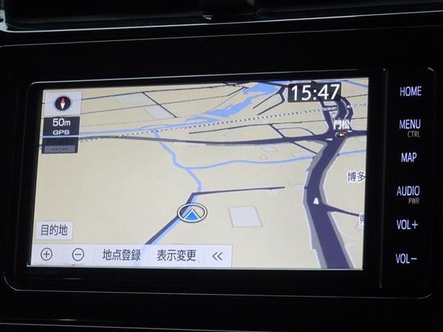 プリウス Ｓ　衝突被害軽減システム　メモリーナビ　フルセグ　バックカメラ　ＥＴＣ　ＬＥＤヘッドランプ　スマートキー（6枚目）