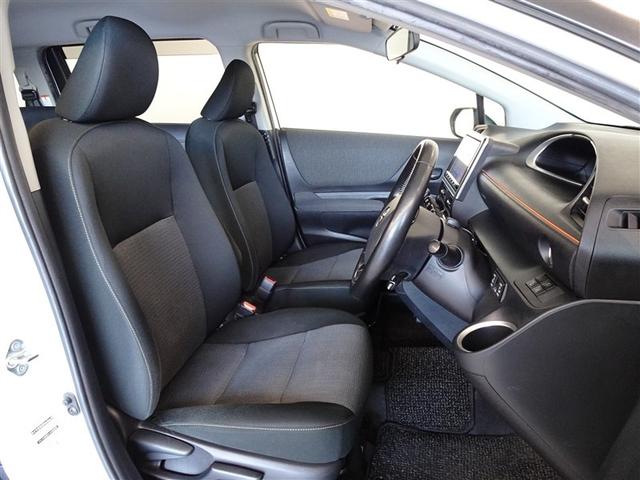 シエンタ ハイブリッド　ファンベースＧ　衝突被害軽減システム　メモリーナビ　フルセグ　バックカメラ　ＥＴＣ　両側電動スライド　ＬＥＤヘッドランプ　スマートキー（4枚目）