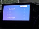 お手持ちのスマートフォンとオーディオを無線通信。音楽もハンズフリー通話もこれで安心♪