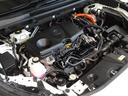 エンジンルームも念入りに清掃しております。