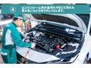 【商品化(4)】 エンジンルーム内の油汚れやほこり汚れも、見えないところまでキレイにします。