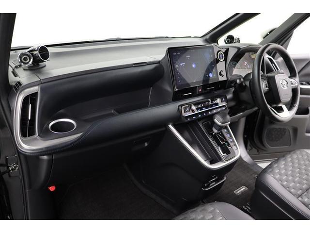 ヴォクシー Ｓ－Ｚ　１年保証　当社試乗車　後席モニター　フルセグ　メモリーナビ　ＤＶＤ再生　ミュージックプレイヤー接続可　バックカメラ　ＢＳモニター　衝突被害軽減システム　ＥＴＣ　両側電動スライド　ＬＥＤヘッドランプ（20枚目）