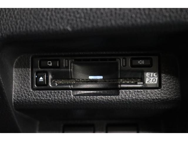 クラウンクロスオーバー Ｇレザーパッケージ　１年保証　ワンオーナー　シートエアコン　４ＷＤ　フルセグ　ミュージックプレイヤー接続可　バックカメラ　衝突被害軽減システム　ＥＴＣ　ドラレコ　ＬＥＤヘッドランプ　アイドリングストップ（9枚目）