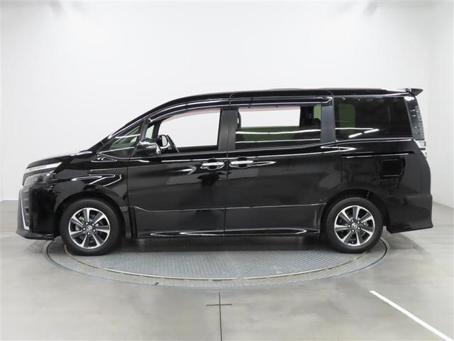 ヴォクシー ＺＳ　煌ＩＩ　１年保証　ワンオーナー　フルセグ　メモリーナビ　ＤＶＤ再生　ミュージックプレイヤー接続　後席モニター　バックカメラ　衝突被害軽減システム　両側電動スライド　ＬＥＤヘッドランプ　乗車定員７人　３列シート（4枚目）