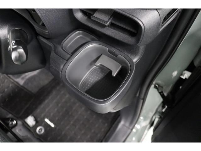 シエンタ Z 1年保証 ワンオーナ- フルセグ メモリーナビ ミュージックプレイヤー接続可 全周囲カメラ バックカメラ 衝突被害軽減システム ETC ドラレコ 両側電動スライド LEDヘッドランプ ウオークスルー(31枚目)