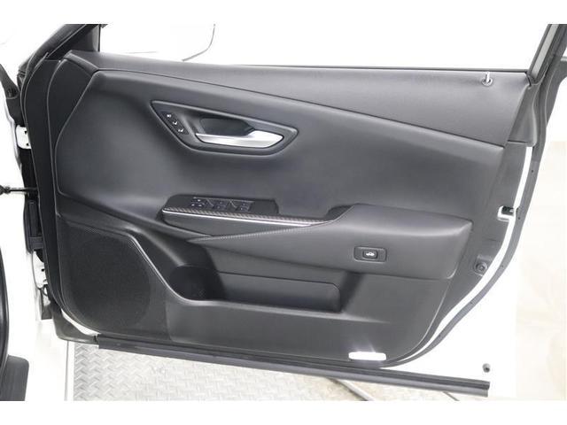 �h�A�|�P�b�g�Ƀ{�g���z���_�[���t���Ă���܂��I