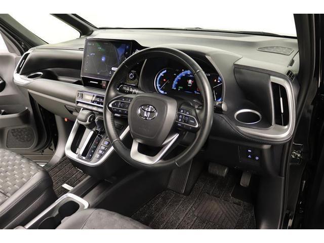 ヴォクシー ハイブリッドＳ－Ｚ　１年保証　ワンオーナー　フルセグ　メモリーナビ　ＤＶＤ再生　ミュージックプレイヤー接続可　バックカメラ　衝突被害軽減システム　ＥＴＣ　両側電動スライド　ＬＥＤヘッドランプ　乗車定員７人　３列シート（32枚目）