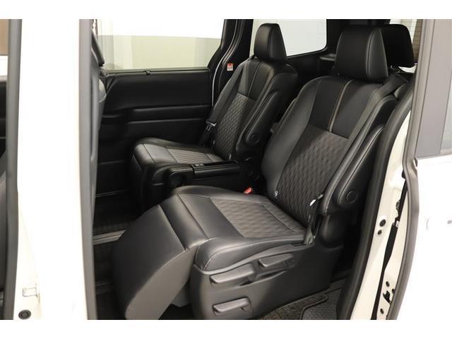 ノア ハイブリッドＳ－Ｚ　１年保証　ワンオーナー　後席モニター　フルセグ　メモリーナビ　ＤＶＤ再生　ミュージックプレイヤー接続可　バックカメラ　衝突被害軽減システム　ＥＴＣ　両側電動スライド　ＬＥＤヘッドランプ　乗車定員７人（19枚目）