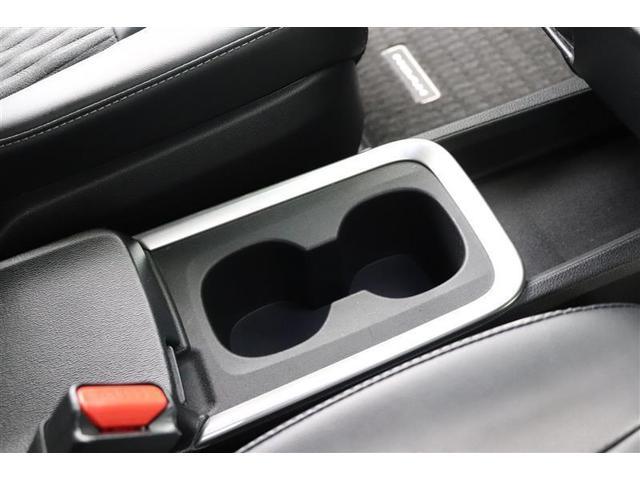 ノア ハイブリッドＳ－Ｚ　１年保証　ワンオーナー　後席モニター　フルセグ　メモリーナビ　ＤＶＤ再生　ミュージックプレイヤー接続可　バックカメラ　衝突被害軽減システム　ＥＴＣ　両側電動スライド　ＬＥＤヘッドランプ　乗車定員７人（26枚目）