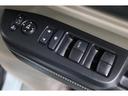 運転席はオート機能付のパワーウィンドウです!