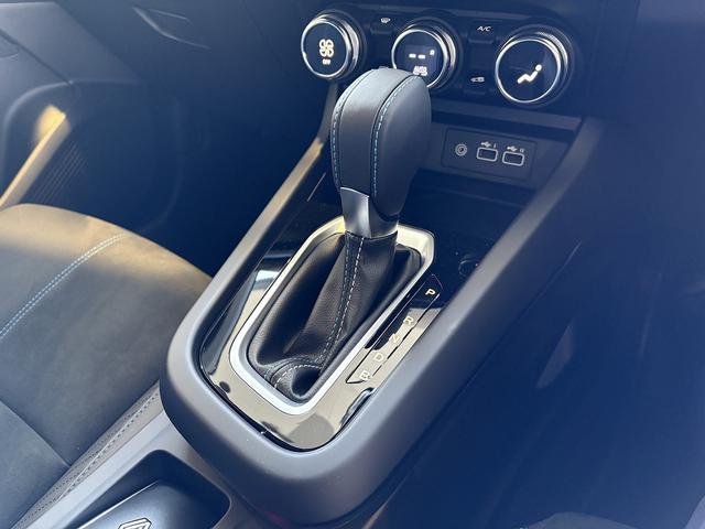 アルカナ エスプリ　アルピーヌ　Ｅ－テックフルハイブリッド　当店デモカー　新車保証付　９．３インチマルチメディアＥＡＳＹＬＩＮＫ・全周囲カメラ・バックモニター・スマートキー・ステアリングヒーター（20枚目）