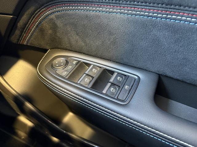 アルカナ エスプリ　アルピーヌ　Ｅ－テックフルハイブリッド　当店デモカー　新車保証付　９．３インチマルチメディアＥＡＳＹＬＩＮＫ・全周囲カメラ・バックモニター・スマートキー・ステアリングヒーター（24枚目）