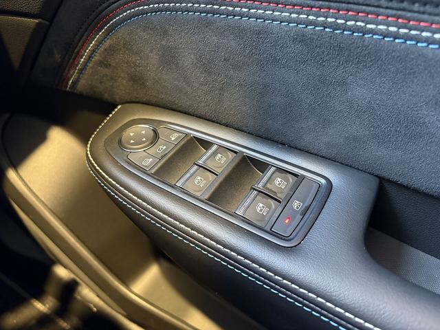 アルカナ エスプリ　アルピーヌ　マイルドハイブリッド　当店デモカー　新車保証付　９．３インチマルチメディアＥＡＳＹＬＩＮＫ・全周囲カメラ・バックモニター・スマートキー・ステアリングヒーター（24枚目）