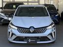 燃料消費率も０．２ｋｍ／Ｌ向上して２５．４ｋｍ／Ｌ（ＷＬＴＣモード）となるなど、改良が加えられた。エクステリアは、新しいルノーデザインを取り入れた彫刻的で引き締まったフロントフェイスとなった。