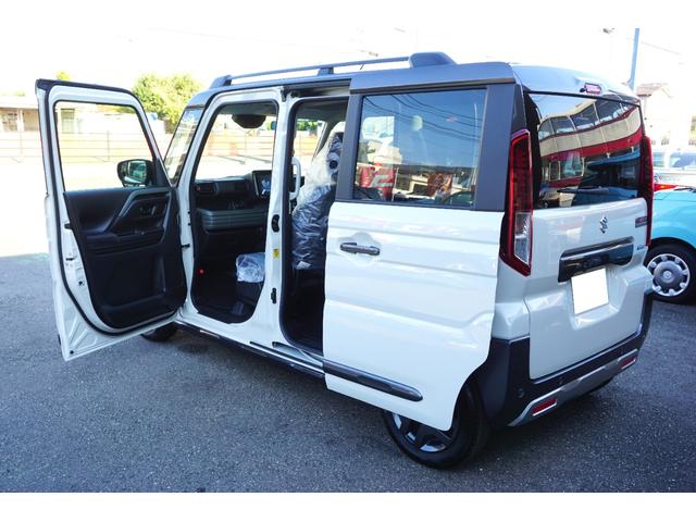 スペーシアギア ハイブリッドＸＺ　全方位モニター付メモリーナビゲーション・スズキコネクト対応通信機装着車　デュアルセンサーブレーキサポートＩＩ　フルセグＴＶ　バックカメラ　ＬＥＤヘッドライト　サイドカーテン　届出済未使用車（15枚目）