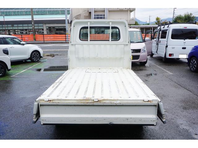 ハイゼットトラック スペシャル　農用パック　エアコン　パワステ　ラジオ　５速マニュアル車（16枚目）