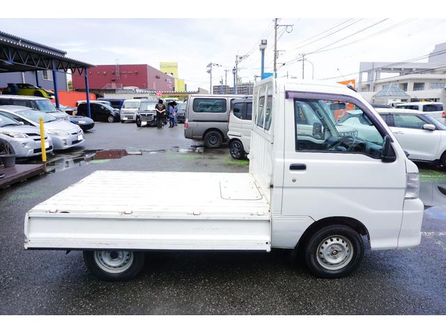 ハイゼットトラック スペシャル　農用パック　エアコン　パワステ　ラジオ　５速マニュアル車（18枚目）