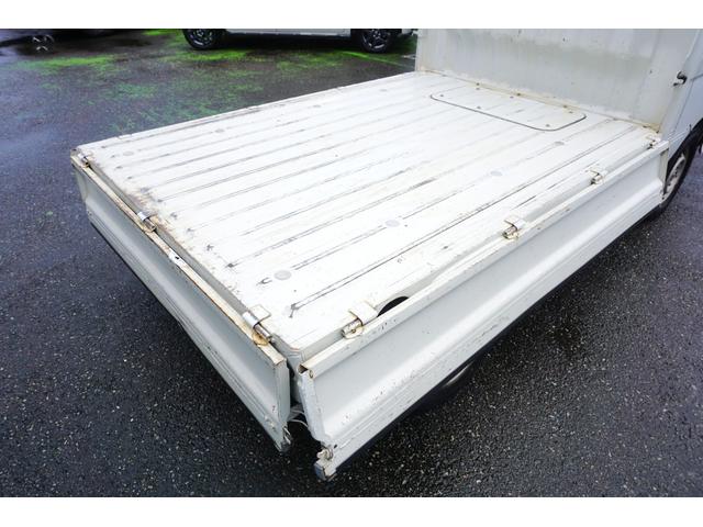 ハイゼットトラック スペシャル　農用パック　エアコン　パワステ　ラジオ　５速マニュアル車（21枚目）
