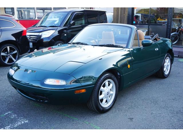 ユーノスロードスター Ｖスペシャル　５速マニュアル車　パワステ　パワーウインド　タイミングベルト交換済　純正１４インチホイール　幌新品　スペアタイヤ（16枚目）