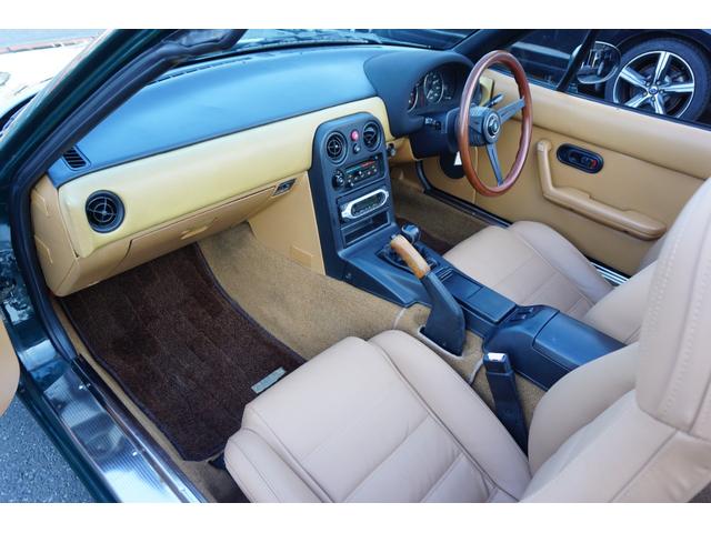 ユーノスロードスター Ｖスペシャル　５速マニュアル車　パワステ　パワーウインド　タイミングベルト交換済　純正１４インチホイール　幌新品　スペアタイヤ（30枚目）