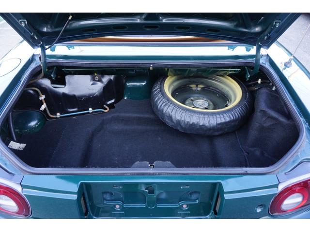 ユーノスロードスター Ｖスペシャル　５速マニュアル車　パワステ　パワーウインド　タイミングベルト交換済　純正１４インチホイール　幌新品　スペアタイヤ（50枚目）