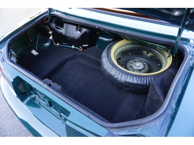 ユーノスロードスター Ｖスペシャル　５速マニュアル車　パワステ　パワーウインド　タイミングベルト交換済　純正１４インチホイール　幌新品　スペアタイヤ（51枚目）