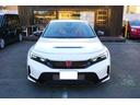 シビック タイプＲ　登録済未使用車　走行距離１０Ｋｍ　６速マニュアル車　バックカメラ　ナビフルセグＴＶ　Ｂｌｕｅｔｏｏｔｈ　ＥＴＣ　純正１９インチホイール（5枚目）