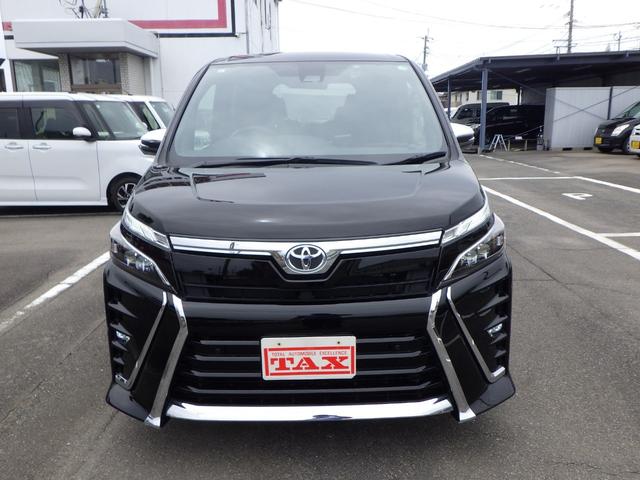 TOYOTA VOXY ZS KIRAMEKI III Best Japan Spec Recon Car for Import Malaysia