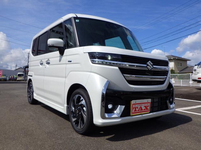 スペーシアカスタム ハイブリッドＸＳ　４ｋｍ　届出済未使用車　左右後部座席シートオットマン　両側電動スライド　ＬＥＤヘッドライト＆フォグ　ヘッドアップディスプレイ　２シートヒーター　室内サーキュレータ　左右リアドアロールサンシェード（10枚目）