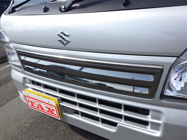 キャリイトラック 農繁スペシャル　４５３ｋｍ　高低切替レバー式４ＷＤ　デフロック　パワーウインド　キーレスエントリー　三方開ゲート＆鳥居ゴム　リアゲートチェーン　作業灯　フロアマット　サイドバイザー　荷台マット　キャビンバックモール（11枚目）