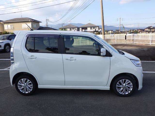 ワゴンRスティングレー X ワンオーナー禁煙車 車検整備 スズキ純正ナビ ワンセグTV ブルートゥース USB バックカメラ ステリモスイッチ ディスチャージヘッドライト オートライト フルオートエアコン シートヒーター(5枚目)