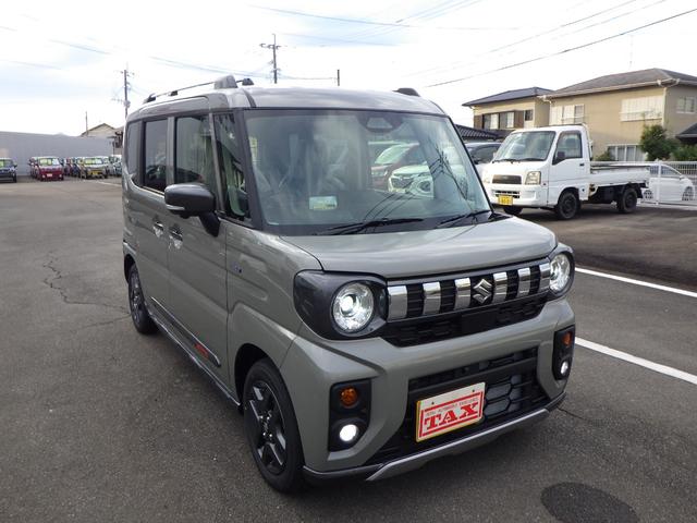 スペーシアギア 　純正９インチ全方位モニター付メモリーナビ　ブルートゥース　ＵＳＢ　スマホ対応・アップルカープレイ・アンドロイドオート対応ディスプレイオーディオ　ステリモスイッチ　届出済未使用車（4枚目）