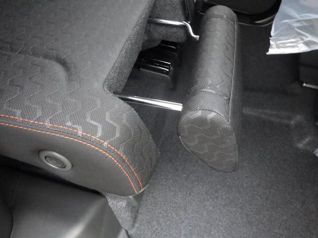 スペーシアギア 　純正９インチ全方位モニター付メモリーナビ　ブルートゥース　ＵＳＢ　スマホ対応・アップルカープレイ・アンドロイドオート対応ディスプレイオーディオ　ステリモスイッチ　届出済未使用車（31枚目）