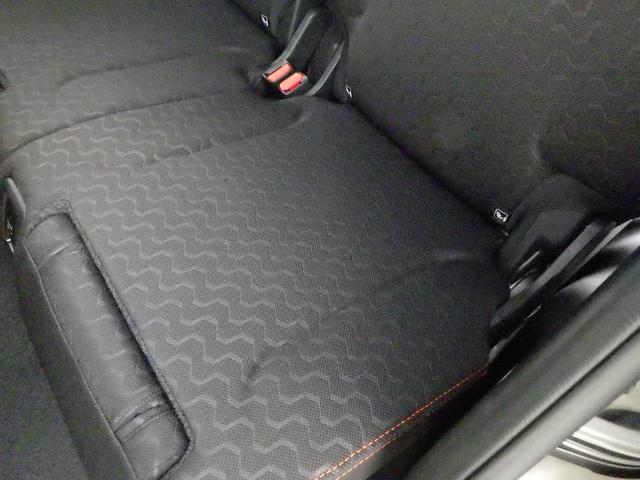 スペーシアギア 　純正９インチ全方位モニター付メモリーナビ　ブルートゥース　ＵＳＢ　スマホ対応・アップルカープレイ・アンドロイドオート対応ディスプレイオーディオ　ステリモスイッチ　届出済未使用車（40枚目）