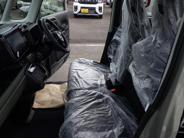 スペーシアギア 　純正９インチ全方位モニター付メモリーナビ　ブルートゥース　ＵＳＢ　スマホ対応・アップルカープレイ・アンドロイドオート対応ディスプレイオーディオ　ステリモスイッチ　届出済未使用車（44枚目）