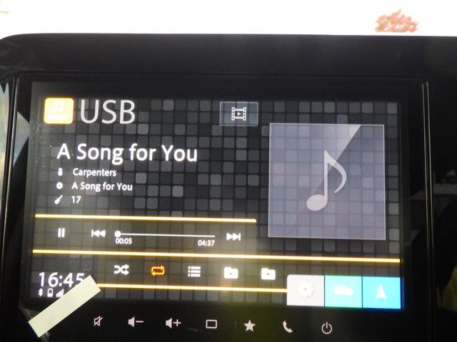 スペーシアギア 　純正９インチ全方位モニター付メモリーナビ　ブルートゥース　ＵＳＢ　スマホ対応・アップルカープレイ・アンドロイドオート対応ディスプレイオーディオ　ステリモスイッチ　届出済未使用車（65枚目）